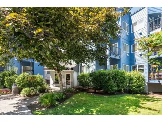 Photo #1: 22422156 Listing