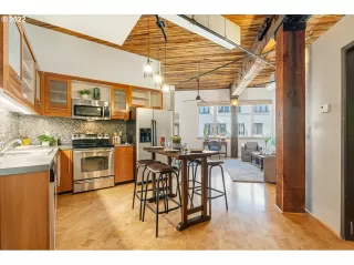 Photo #4: 22422234 Listing 