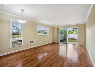 Photo #2: 22424397 Listing