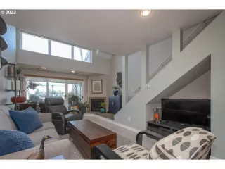 Photo #4: 22425049 Listing 