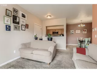 Photo #4: 22425374 Listing 