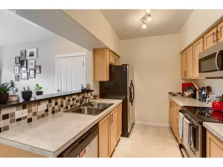 Photo #6: 22425374 Listing 