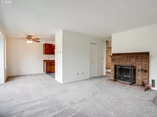 Photo #2: 22425556 Listing