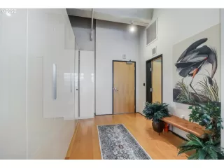 Photo #2: 22426589 Listing 