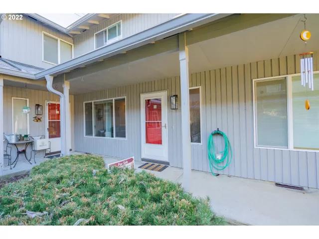 MLS: 22427111 Condo For Sale