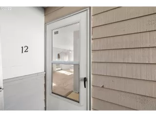 Photo #3: 22427127 Listing 