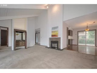 Photo #6: 22427642 Listing