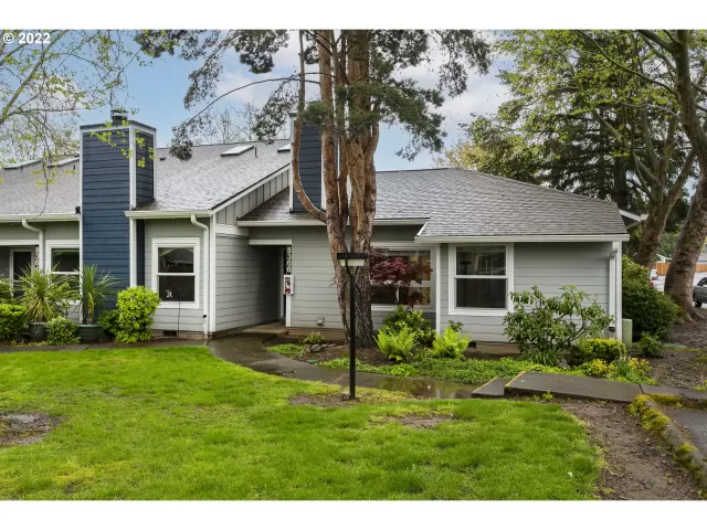 MLS: 22428558 Condo For Sale