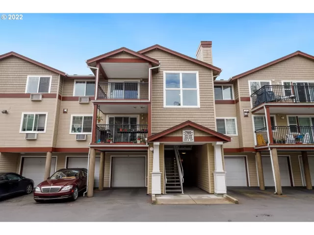 MLS: 22428841 Condo For Sale