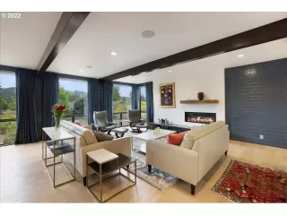 Photo #4: 22429160 Listing