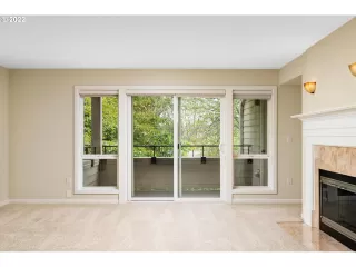 Photo #6: 22429358 Listing 