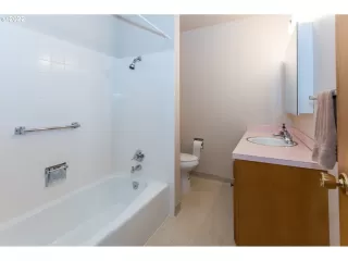 Photo #1: 22429813 Listing