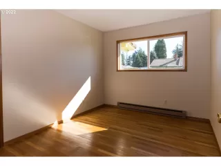 Photo #2: 22429813 Listing