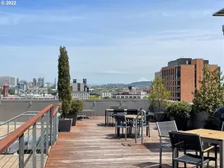 Photo #5: 22429937 Listing 