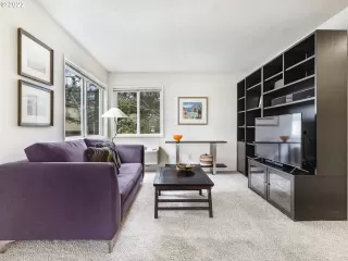 Photo #6: 22431647 Listing 