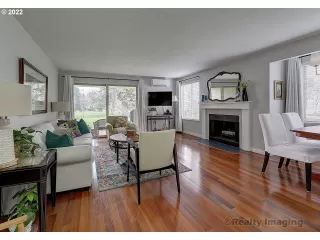 Photo #4: 22431668 Listing 