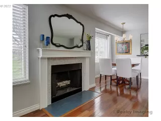 Photo #5: 22431668 Listing 