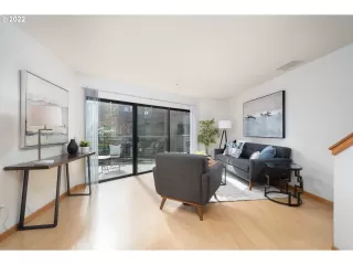 Photo #1: 22432261 Listing