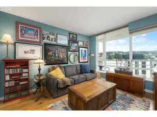 Photo #4: 22433170 Listing 