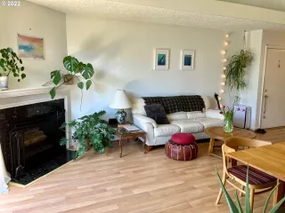 Photo #3: 22433677 Listing 