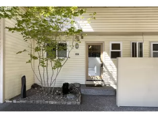 Photo #1: 22433961 Listing