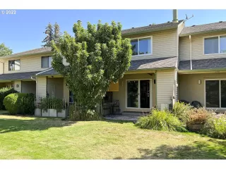 Photo #6: 22433961 Listing