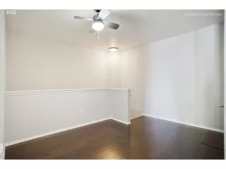 Photo #3: 22434096 Listing