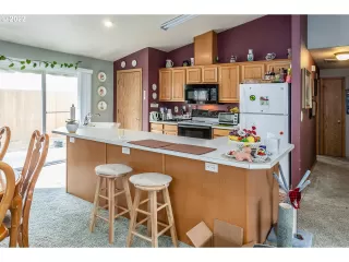 Photo #1: 22434227 Listing