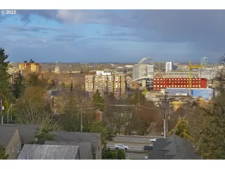 Photo #2: 22435137 Listing