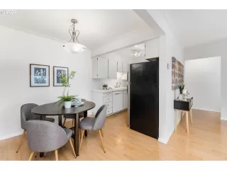 Photo #3: 22435396 Listing 