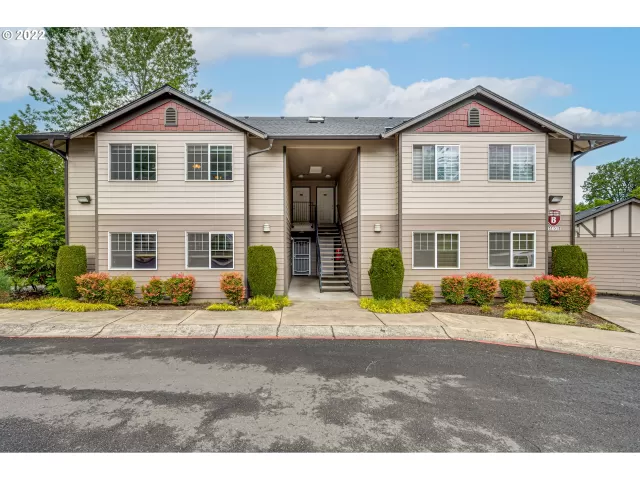 MLS: 22436142 Condo For Sale