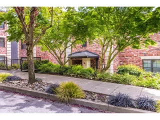 Photo #2: 22437228 Listing