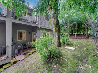 Photo #4: 22439060 Listing