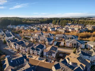 Photo #1: 22439168 Listing