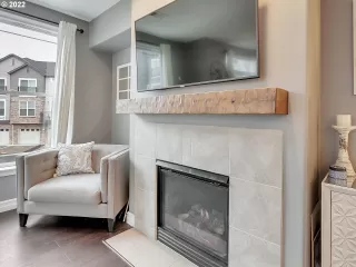 Photo #4: 22439168 Listing