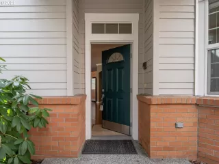 Photo #4: 22440055 Listing 