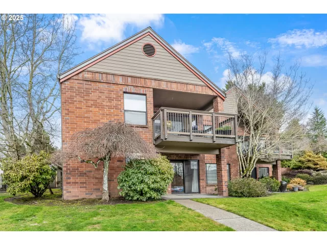 MLS: 224401923 Condo For Sale