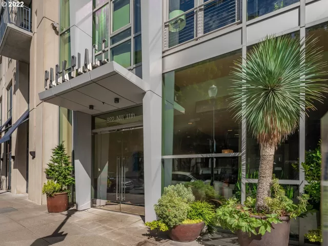 MLS: 22440334 Condo For Sale