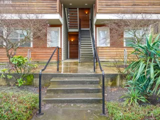 Photo #1: 22440480 Listing 