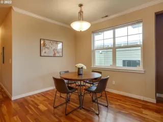 Photo #5: 22440480 Listing 