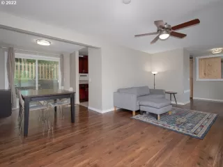 Photo #3: 22440613 Listing 