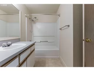 Photo #3: 22441725 Listing 