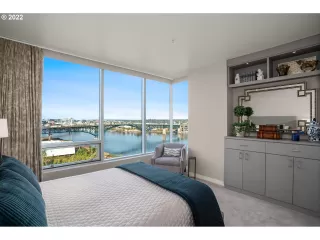 Photo #5: 22442183 Listing