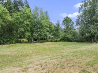 Photo #2: 22442278 Listing 