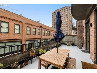 Photo #2: 22442536 Listing