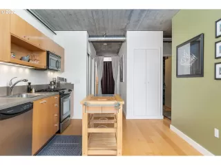 Photo #1: 22443013 Listing