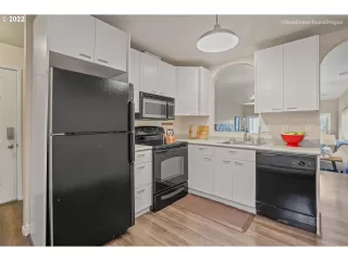 Photo #2: 22444676 Listing 