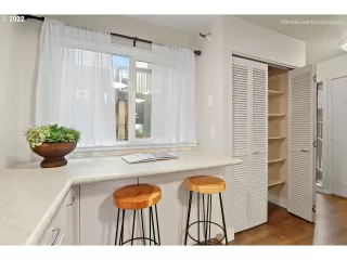 Photo #4: 22444676 Listing 