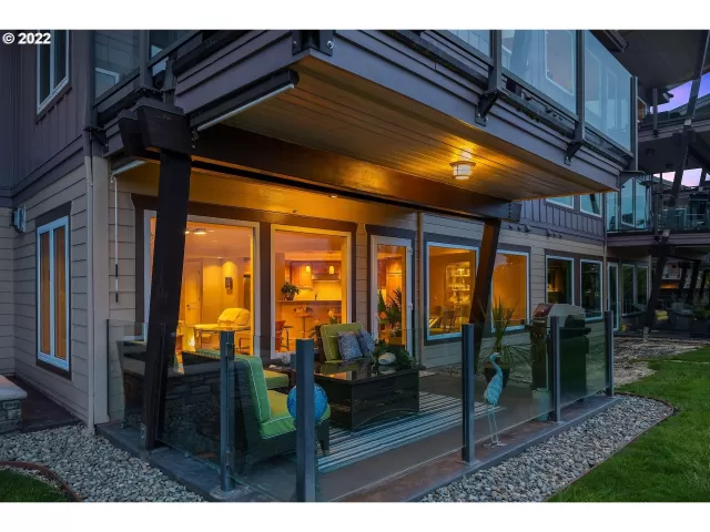 MLS: 22445339 Condo For Sale