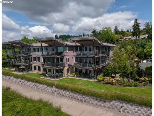 MLS: 22445339 Condo For Sale